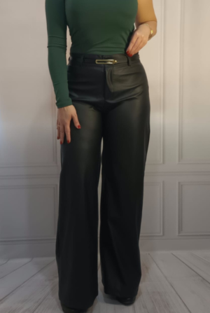 Calça Pantalona Courino